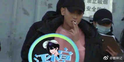 黄子韬狗仔爆料了吗视频,揭秘娱乐圈幕后真相  第3张